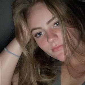 Meet your Posher, Isabelle